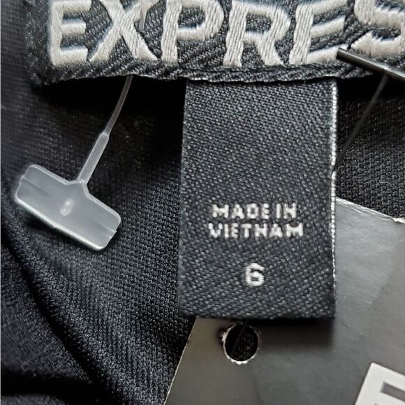 NWT Express Black,Floral & Bird Pattern Dress - Picture 5 of 7